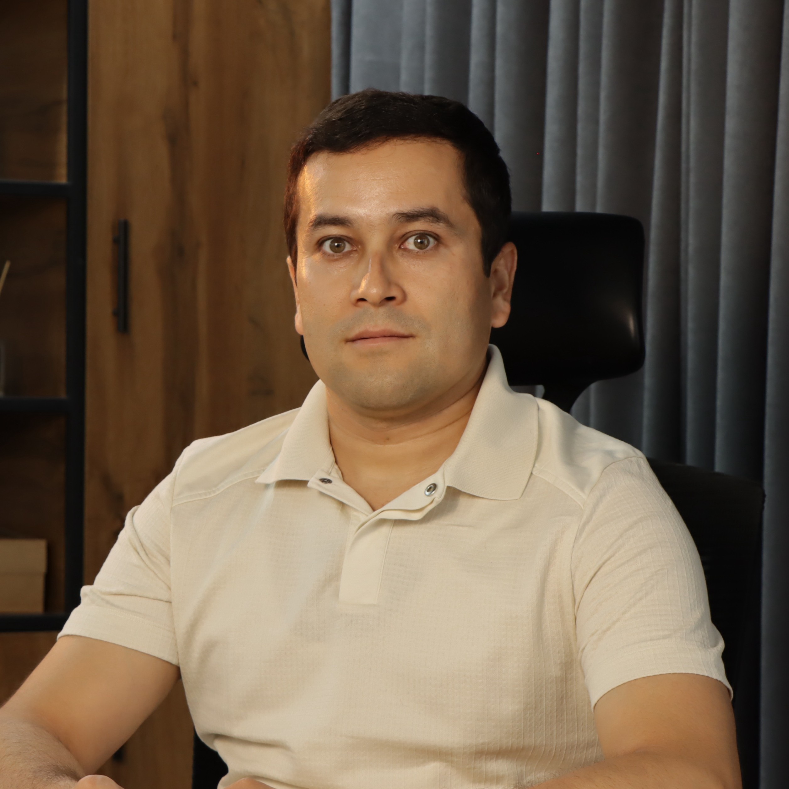 Akmal  Bakhronov